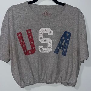 Oversized Cropped USA tee